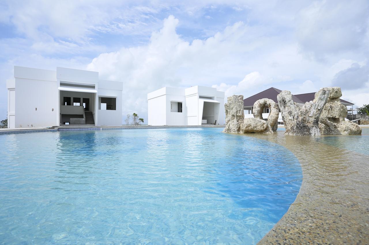Kahyangan Resort Singkawang Exteriör bild